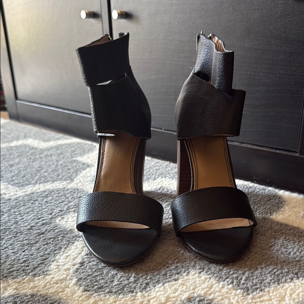 Elegant Black Women's Sandals